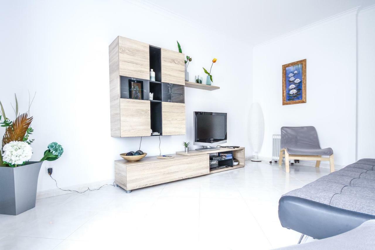 Apartamento Tejo Cacilhas Екстер'єр фото